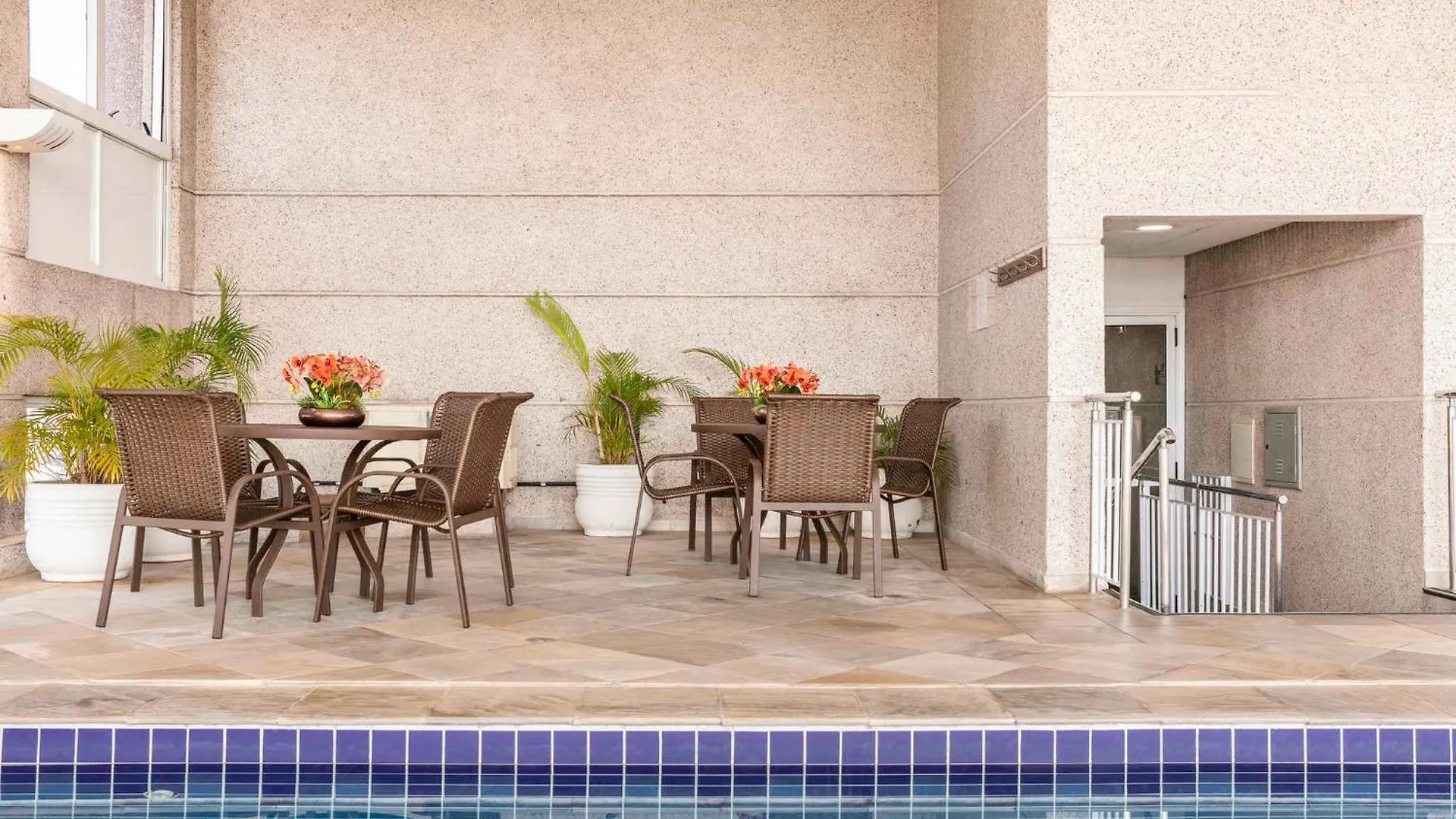 Hotel Mercu Paraiso Beneficencia Portuguesa Com Garagem 1403 São Paulo Brasil